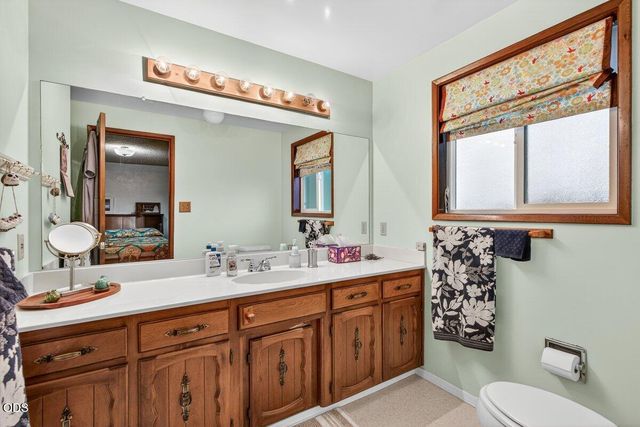 931 Mira Mar Avenue, Medford, OR 97504