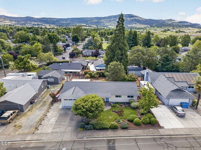 931 Mira Mar Avenue, Medford, OR 97504