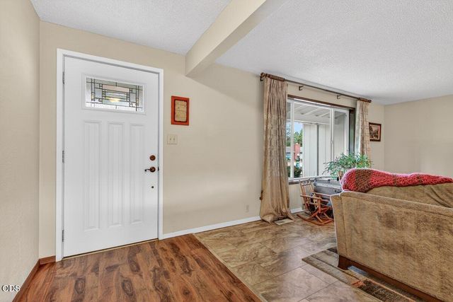931 Mira Mar Avenue, Medford, OR 97504