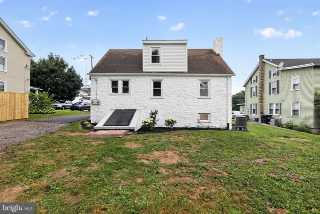 12 N LIMERICK RD, Limerick, PA 19468