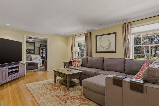 16 Isaac Lucas Circle, Dover, NH 03820