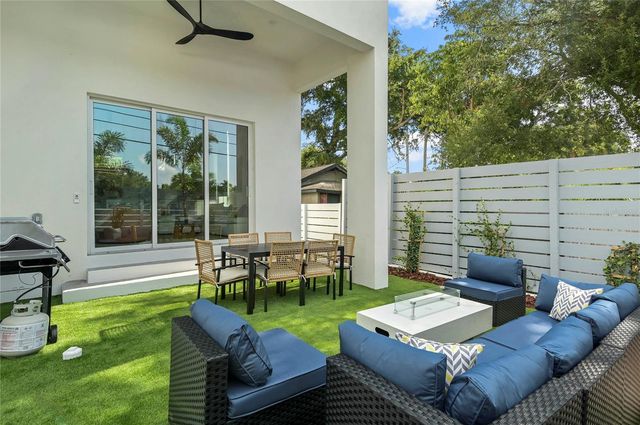 718 14TH AVENUE S, St Petersburg, FL 33701