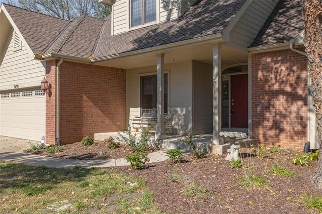 5710 W Goff Court, Lawrence, KS 66047