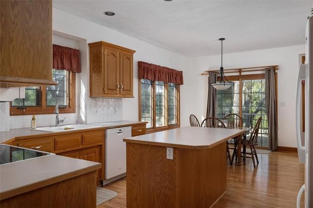 5710 W Goff Court, Lawrence, KS 66047