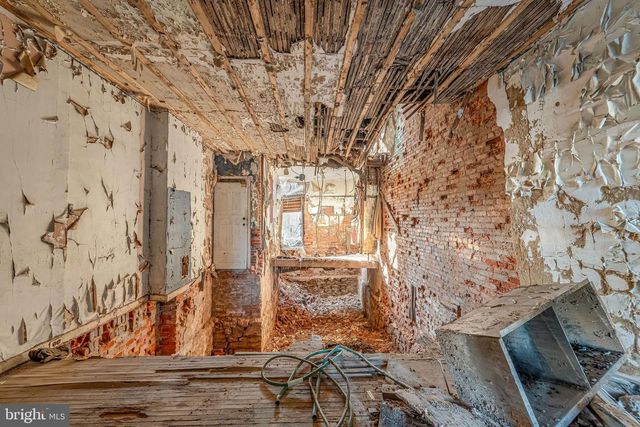 542 YORK ST, Camden, NJ 08102