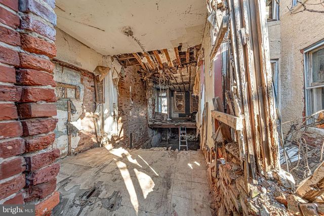 542 YORK ST, Camden, NJ 08102