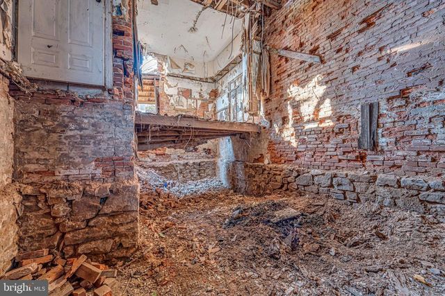 542 YORK ST, Camden, NJ 08102