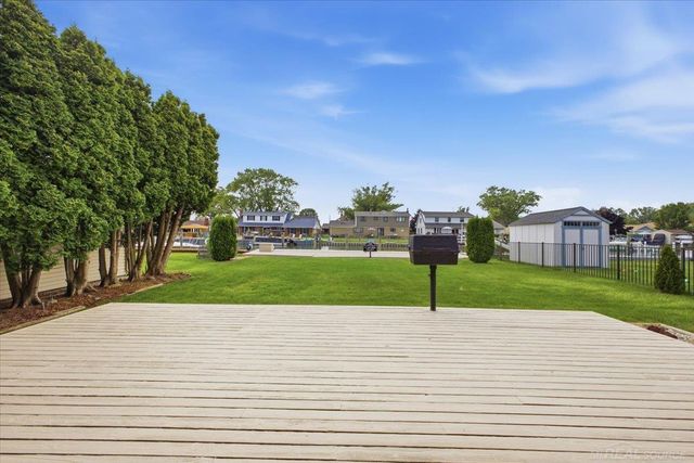 39375 E. Archer Street, Harrison Twp, MI 48045