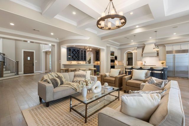 79 Simon Lake Lane, The Woodlands, TX 77381