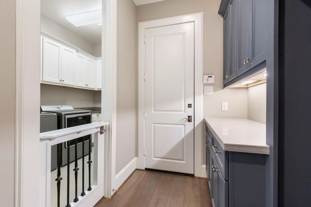 79 Simon Lake Lane, The Woodlands, TX 77381
