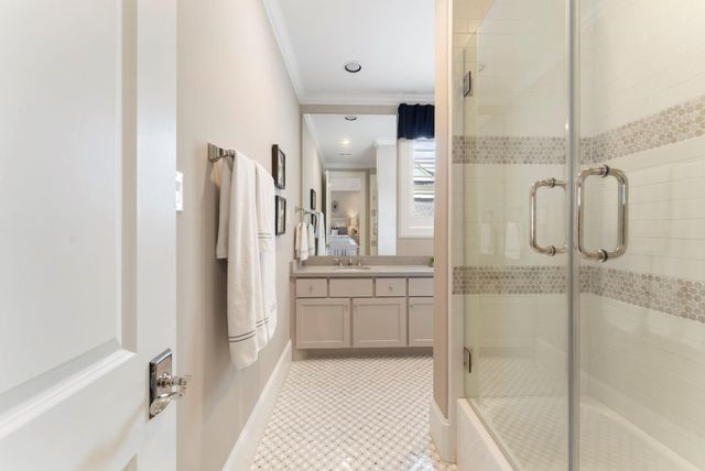 79 Simon Lake Lane, The Woodlands, TX 77381