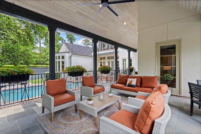 79 Simon Lake Lane, The Woodlands, TX 77381