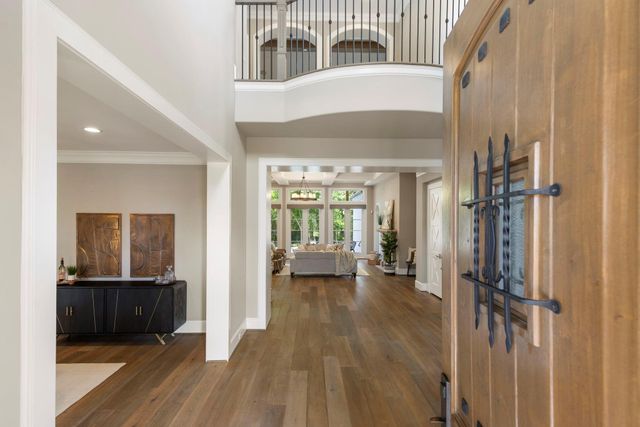 79 Simon Lake Lane, The Woodlands, TX 77381