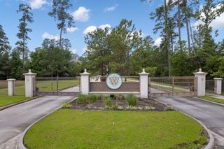 79 Simon Lake Lane, The Woodlands, TX 77381