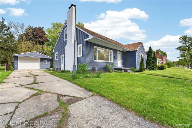 718 Waterloo Avenue, Monroe, MI 48161