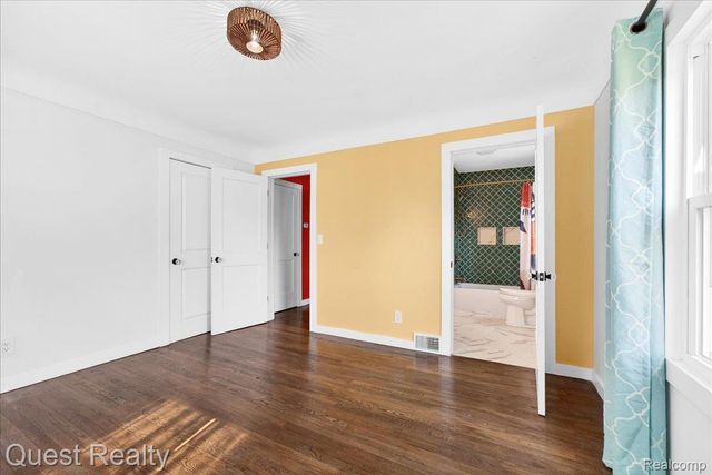 718 Waterloo Avenue, Monroe, MI 48161