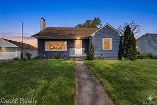 718 Waterloo Avenue, Monroe, MI 48161