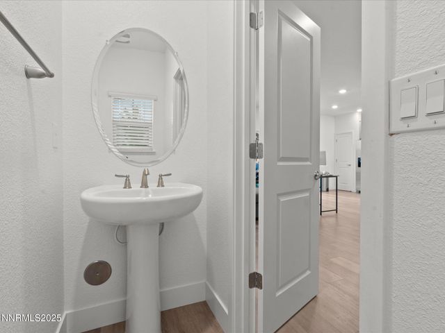 1976 Amazonite Drive, Sparks, NV 89436