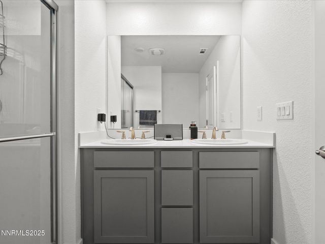 1976 Amazonite Drive, Sparks, NV 89436