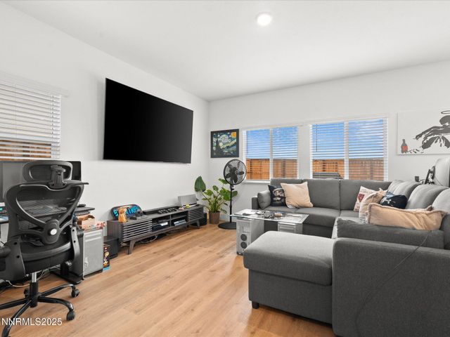 1976 Amazonite Drive, Sparks, NV 89436