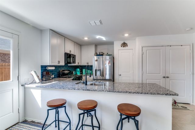 1610 Rosy Finch Drive, Forney, TX 75126