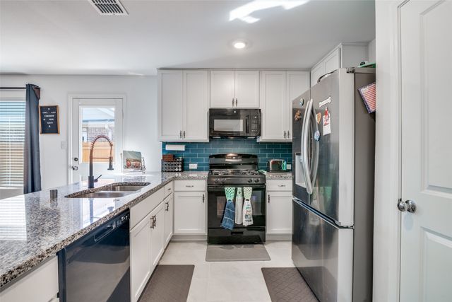 1610 Rosy Finch Drive, Forney, TX 75126