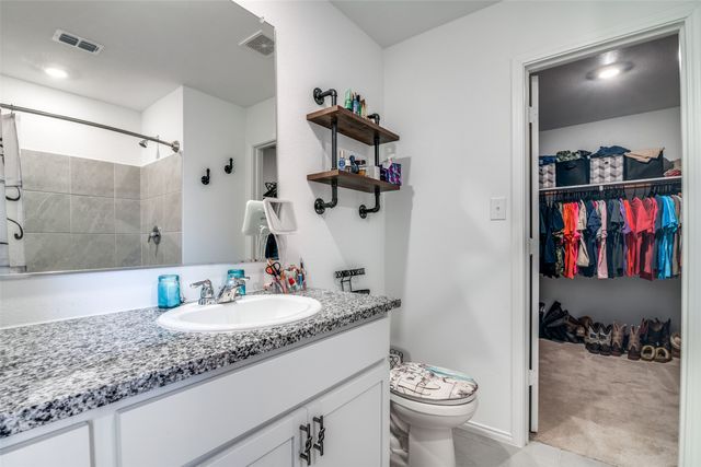 1610 Rosy Finch Drive, Forney, TX 75126