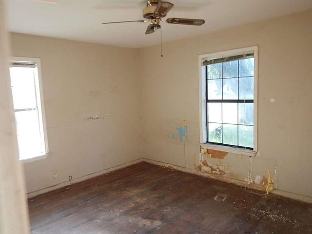 2241 Cross Lane, Orange, TX 77630