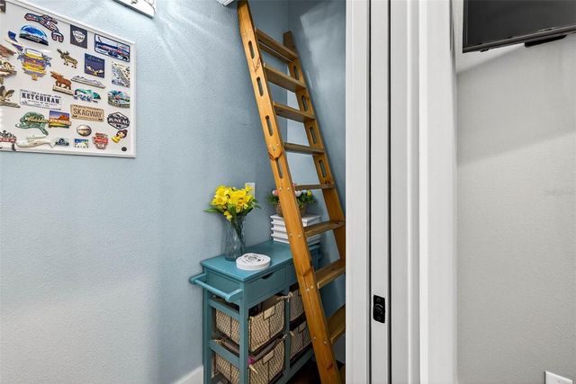 18051 HANCOCK BLUFF ROAD, Dade City, FL 33523