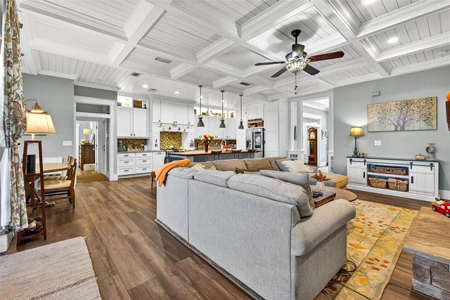 18051 HANCOCK BLUFF ROAD, Dade City, FL 33523