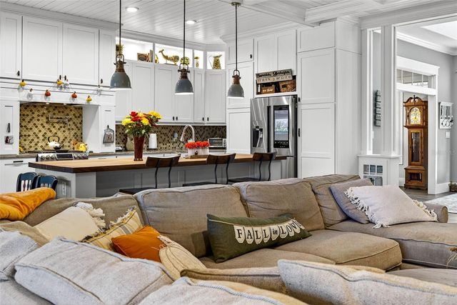 18051 HANCOCK BLUFF ROAD, Dade City, FL 33523