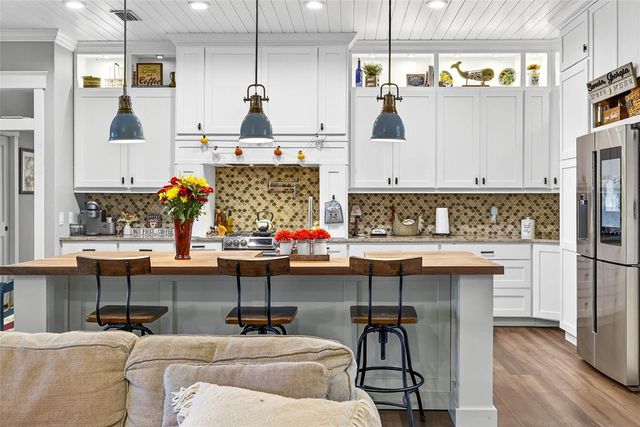 18051 HANCOCK BLUFF ROAD, Dade City, FL 33523