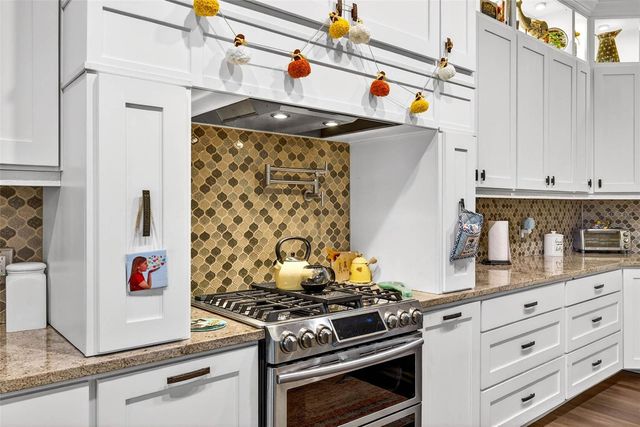 18051 HANCOCK BLUFF ROAD, Dade City, FL 33523