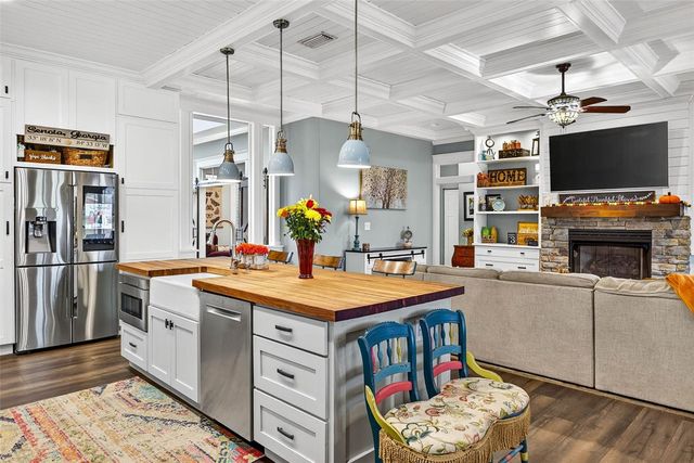 18051 HANCOCK BLUFF ROAD, Dade City, FL 33523