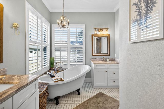 18051 HANCOCK BLUFF ROAD, Dade City, FL 33523