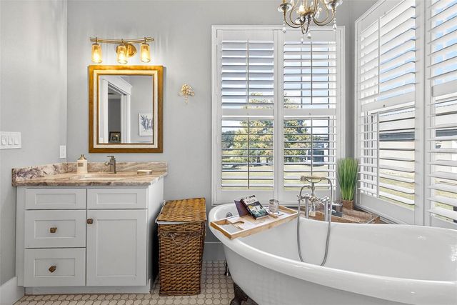 18051 HANCOCK BLUFF ROAD, Dade City, FL 33523