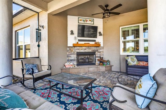 18051 HANCOCK BLUFF ROAD, Dade City, FL 33523