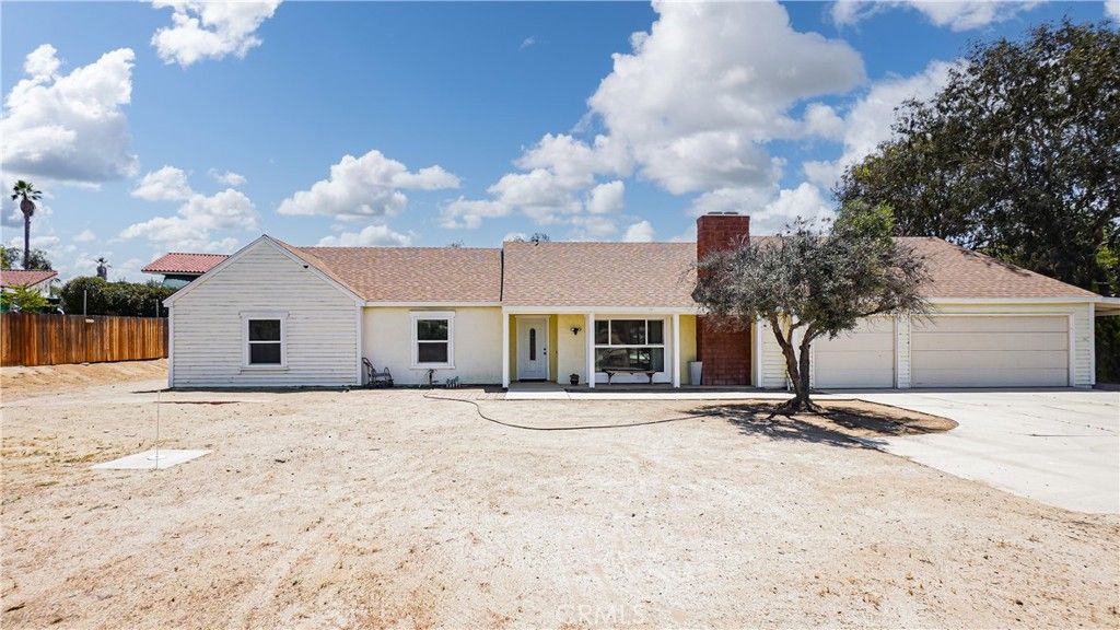 Image 1 of property listing at 18570 Halter Lane, Riverside, CA 92504