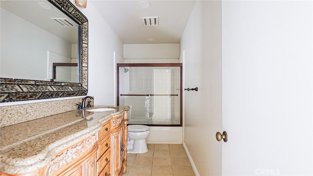 Image 27 of property listing at 18570 Halter Lane, Riverside, CA 92504