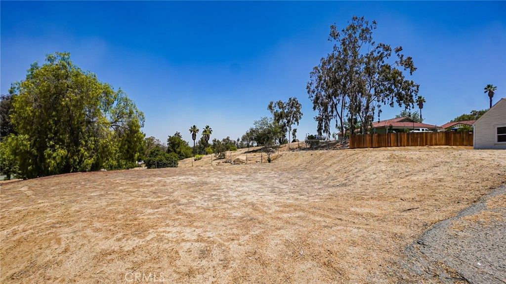 Image 56 of property listing at 18570 Halter Lane, Riverside, CA 92504