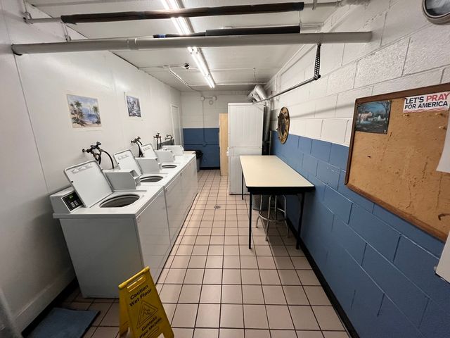 5000 Carriageway Drive 305, Rolling Meadows, IL 60008