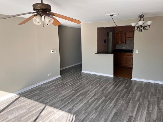 5000 Carriageway Drive 305, Rolling Meadows, IL 60008