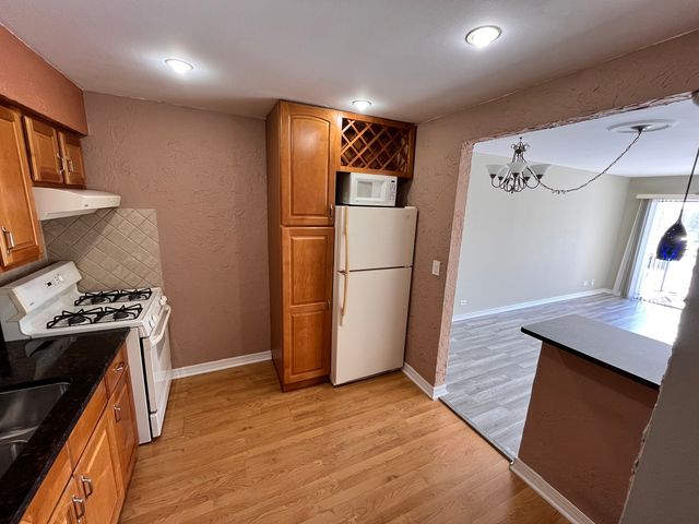 5000 Carriageway Drive 305, Rolling Meadows, IL 60008