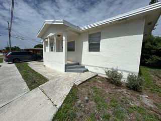 901 W 7th Street, Riviera Beach, FL 33404