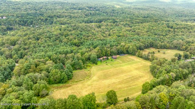 18 Jomar Lane, Olivebridge, NY 12461