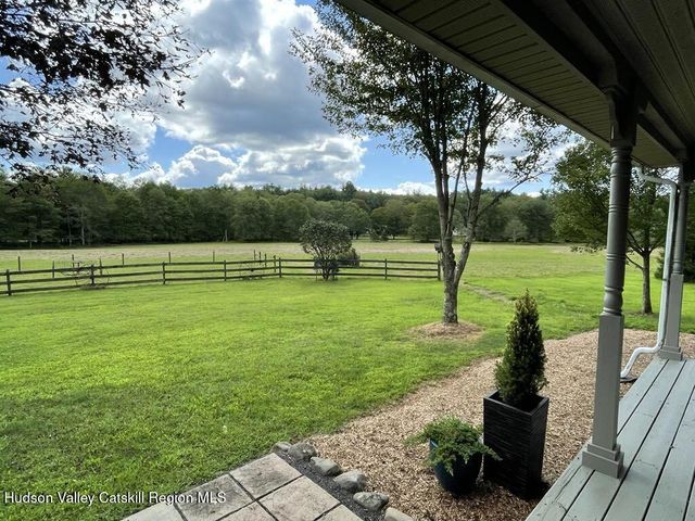 18 Jomar Lane, Olivebridge, NY 12461