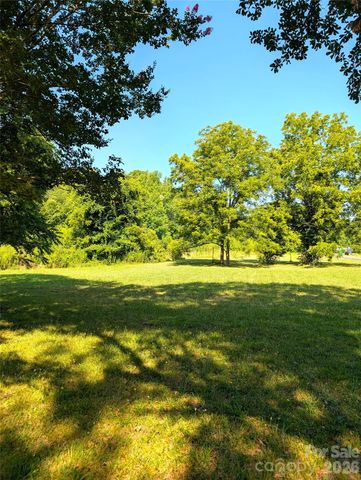 9207 Elgin Drive, Charlotte, NC 28214