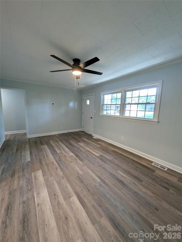 9207 Elgin Drive, Charlotte, NC 28214