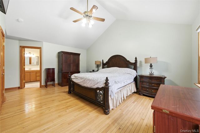 15 Stacy Drive, Port Jefferson Station, NY 11776