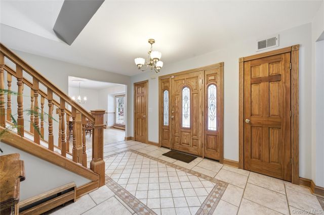 15 Stacy Drive, Port Jefferson Station, NY 11776